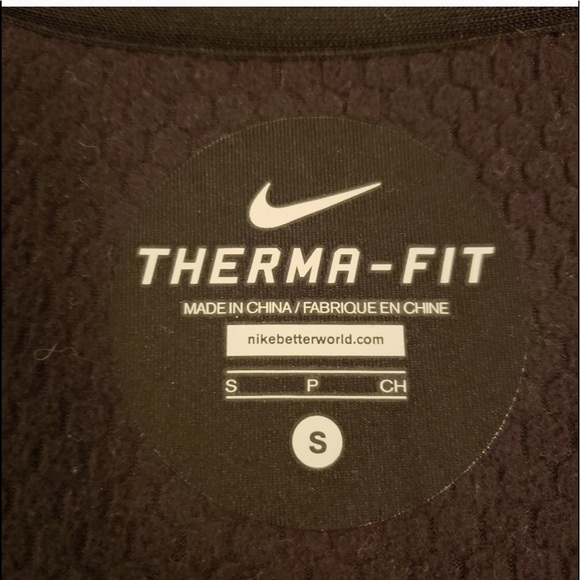 Nike Therma-Fit Asymmetrical Scuba Vest - Picture 2 of 6